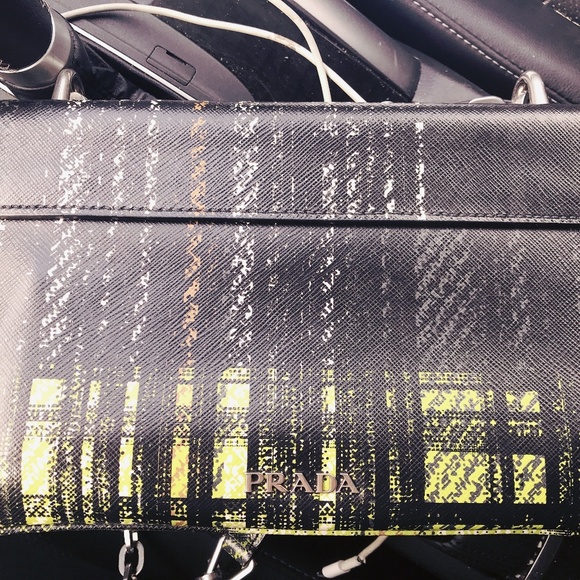 Prada Crossbody Green (collection) - Picture 1 of 8